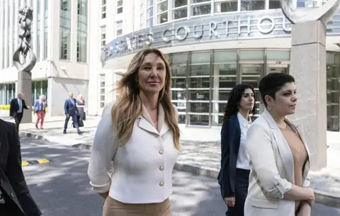 What’s Going On With “OneTaste” the ‘Orgasmic Meditation’ Startup?