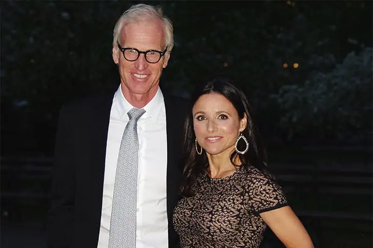 Julia Louis-Dreyfus & Brad Hall – Together Since 1982