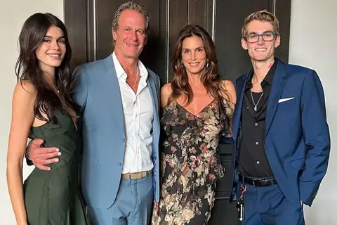The World’s Most Glamorous Family Is Not the Kardashians Anymore!