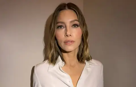 Jessica Biel’s All-White Glamorous Look Proves Less Is More!