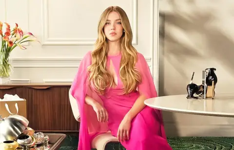 Sydney Sweeney Selling Her Bathwater Draws Ire & Amusement